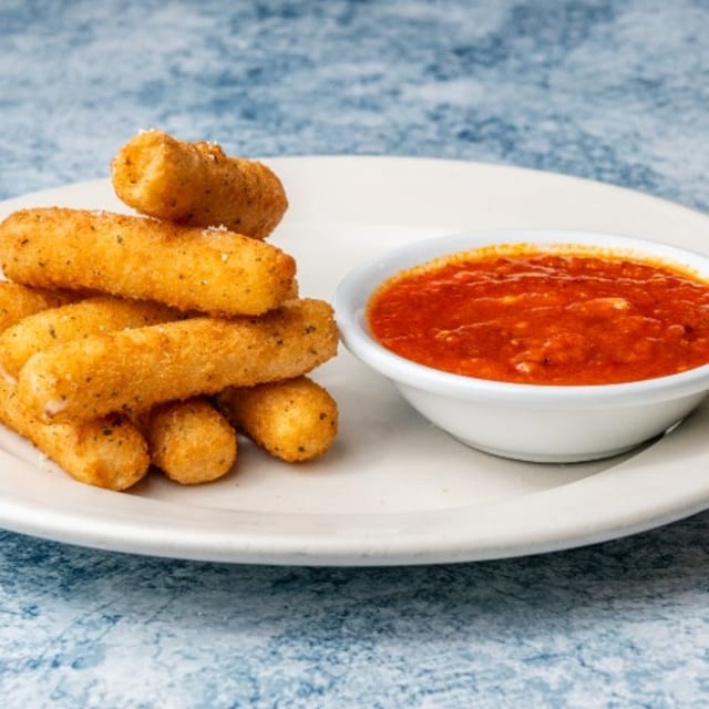 Mozzarella Sticks (6).